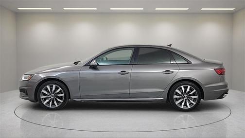 2022 Audi A4 40 Premium Plus