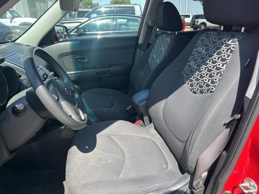 2011 Kia Soul +