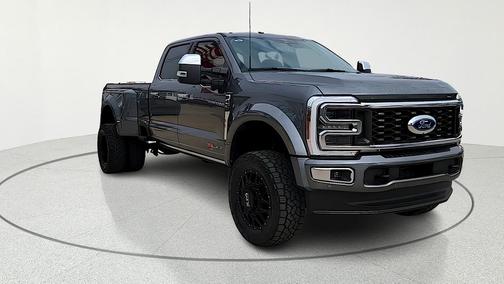 Carbonized Gray Metallic 2025 Ford F-450 Platinum Truck