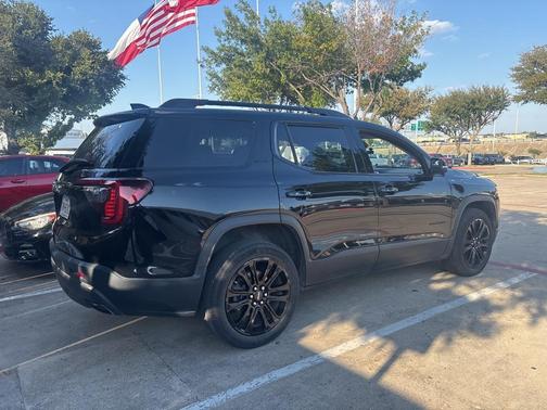 2021 GMC Acadia SLT