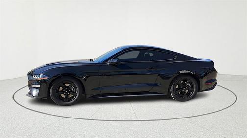 2021 Ford Mustang EcoBoost
