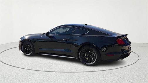 2021 Ford Mustang EcoBoost