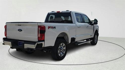 2025 Ford F-350 Lariat Super Duty