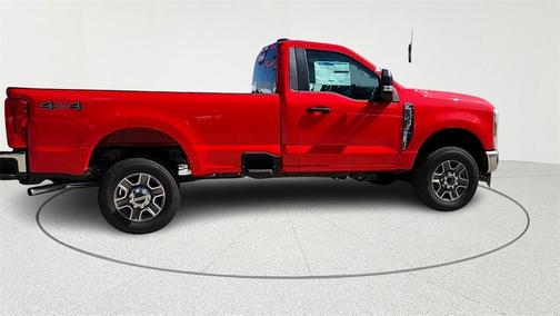 2025 Ford F-350 XLT