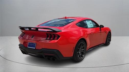 2025 Ford Mustang Dark Horse