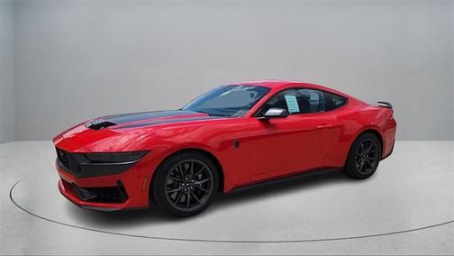 2025 Ford Mustang Dark Horse