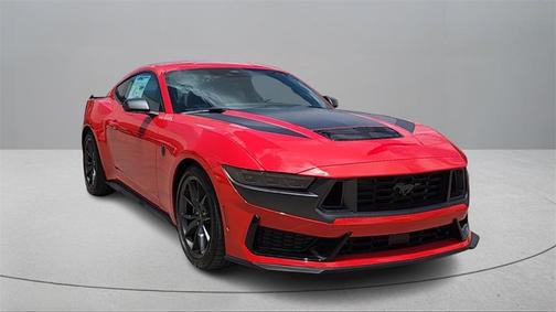 2025 Ford Mustang Dark Horse
