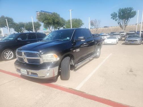 2015 RAM 1500 SLT