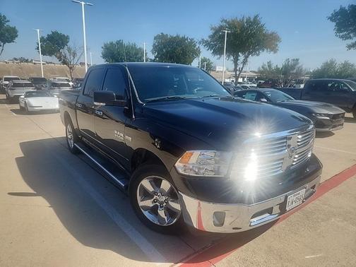 2015 RAM 1500 SLT