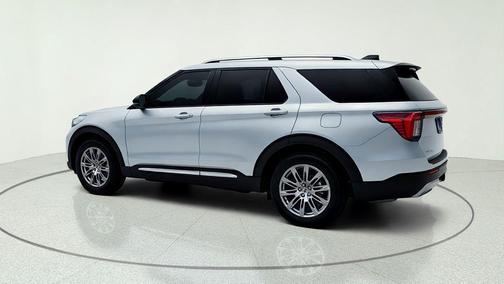White 2026 Ford Explorer Platinum