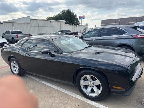 2014 Dodge Challenger SXT