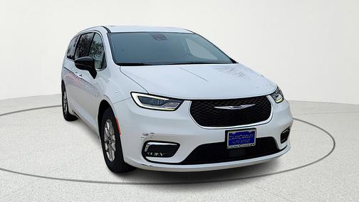 2024 Chrysler Pacifica Touring-L