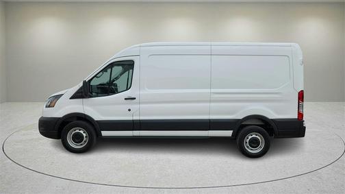 2025 Ford Transit-250 148 WB Medium Roof Cargo