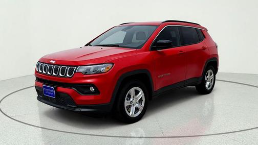 Gray 2024 Jeep Compass Latitude