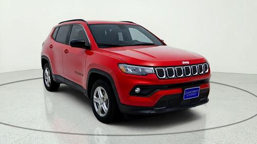 Gray 2024 Jeep Compass Latitude