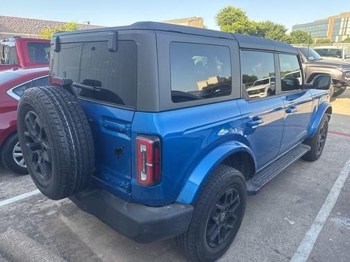 2022 Ford Bronco Outer Banks