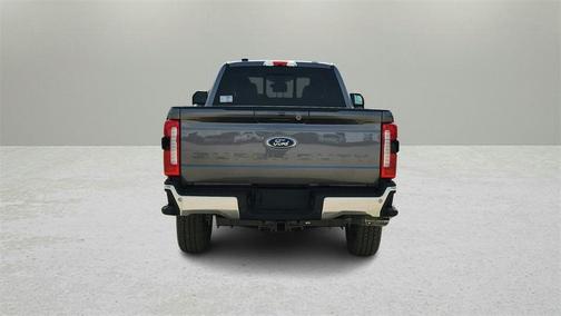 2025 Ford F-350 Lariat Super Duty