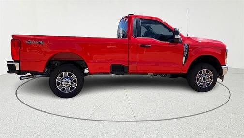 2025 Ford F-350 XLT