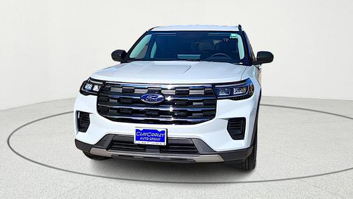 White Metallic 2026 Ford Explorer Active