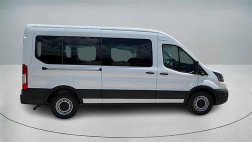2025 Ford Transit-350 XL