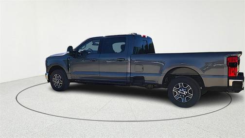 2026 Ford F-350 Lariat Super Duty