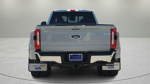 2025 Ford F-350 Lariat Super Duty