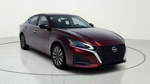 Garnet Pearl 2024 Nissan Altima 2.5 SV
