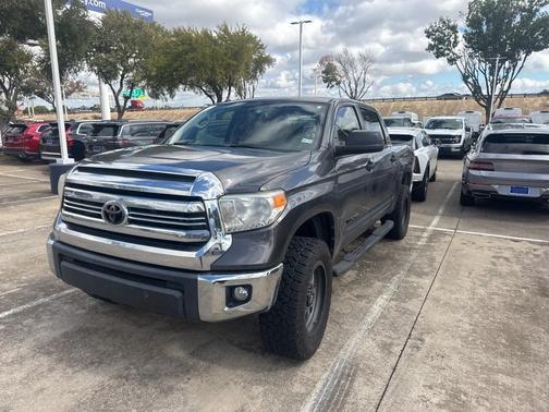 2016 Toyota Tundra SR5