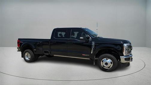 2024 Ford F-350 Lariat Super Duty