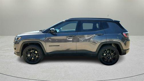 2023 Jeep Compass Altitude