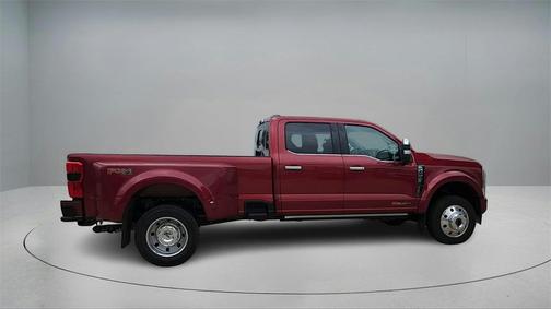 2025 Ford F-450 Platinum