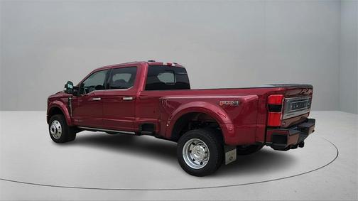 2025 Ford F-450 Platinum