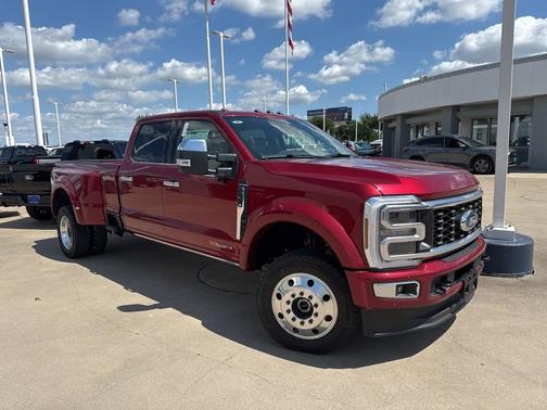 2025 Ford F-450 Platinum