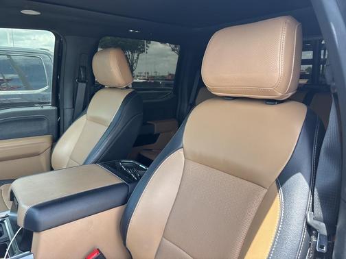 2023 Ford F-350 Lariat Super Duty