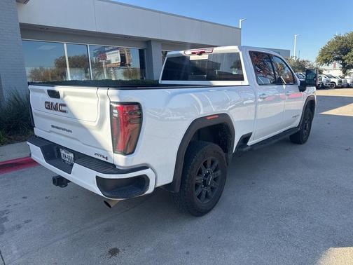 2024 GMC Sierra 2500 AT4