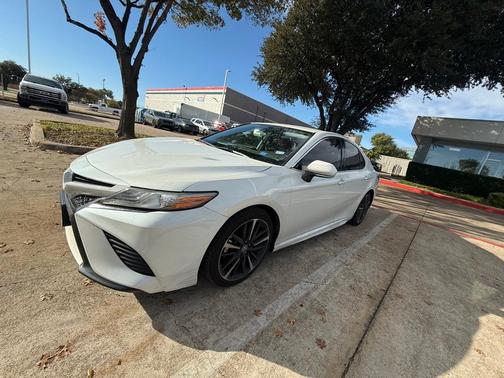 2019 Toyota Camry XSE