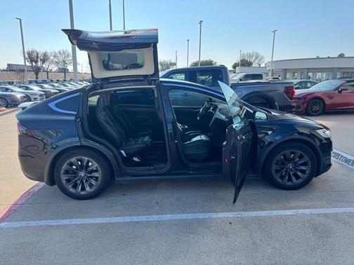 2017 Tesla Model X 90D