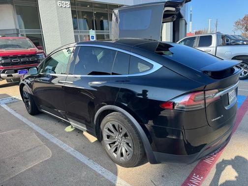 2017 Tesla Model X 90D
