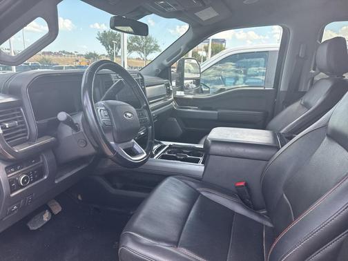 2023 Ford F-350 Lariat Super Duty