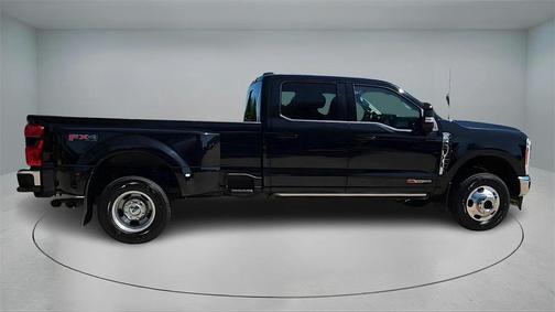2023 Ford F-350 Lariat Super Duty