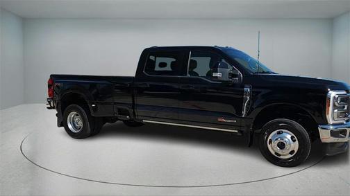2023 Ford F-350 Lariat Super Duty