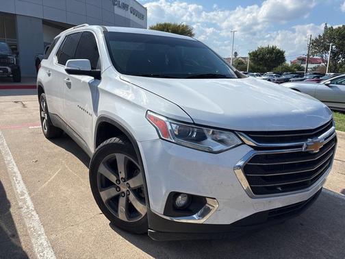 2021 Chevrolet Traverse LT Leather