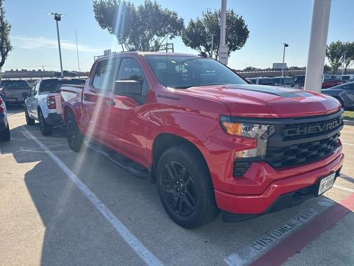 2023 Chevrolet Silverado 1500 Custom