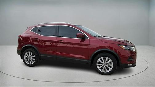 2022 Nissan Rogue Sport SV
