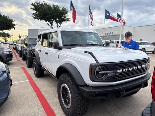 2025 Ford Bronco Badlands