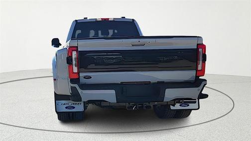 2026 Ford F-450 Platinum