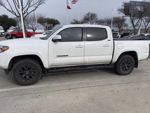 2023 Toyota Tacoma SR5