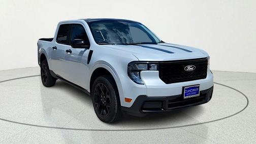 White Metallic 2025 Ford Maverick XLT