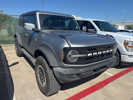 2023 Ford Bronco Outer Banks