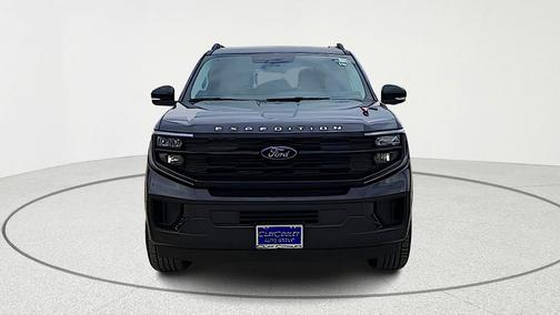 Dark Matter Gray Metallic 2025 Ford Expedition Active